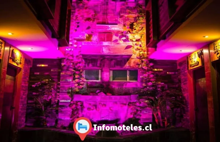 Interior del Love Palace Motel de fantasias