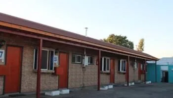 e296b7 i love love motel la cisterna