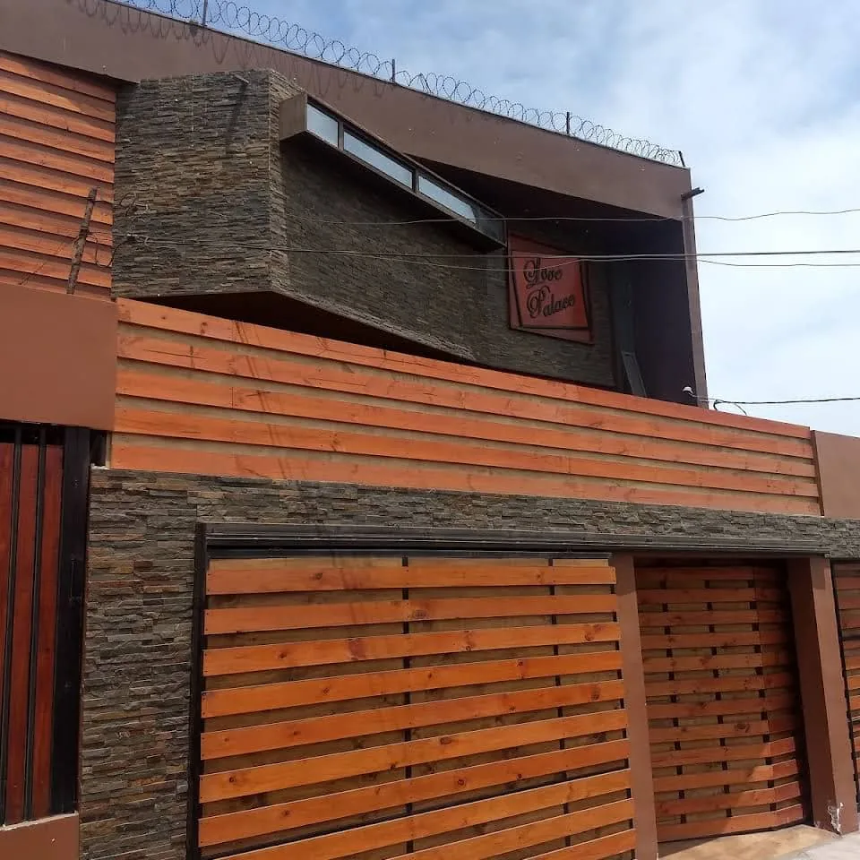 Habitación temática en Love Palace Arica