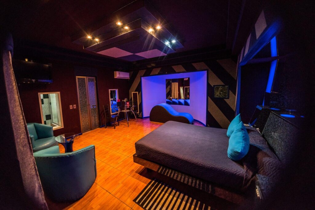 motel oasis santiago