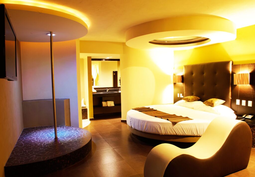 motel turispas maya santiago